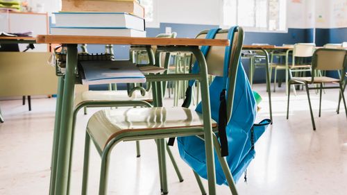 Mai mulți bani pentru școlile din Anglia, în planul de combatere a inflației: Guvernul anunță două miliarde de lire sterline pentru măriri salariale, excursii și materiale de învățare