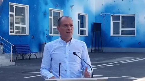 Daniel Băluță spune că Sectorul 4 este pregătit pentru începerea anului școlar: Avem dezinfectanți, măști pentru toți copiii și profesorii, inclusiv posibilitatea de a testa toți elevii pentru COVID-19. Am achiziționat 5000 de tablete pentru cursurile online