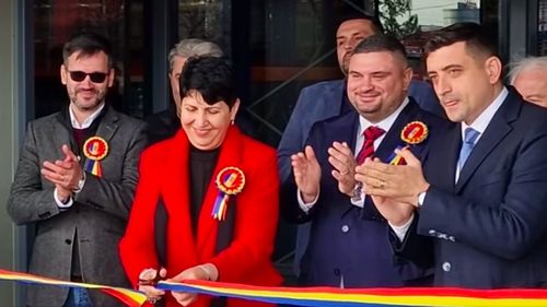 Cum și-a promovat George Simion naționalismul alimentar cu ajutorul unei firme de stat deținută de Ministerul Agriculturii (PSD): singurul politician prezent la inaugurarea magazinului Casei de Comerț Unirea