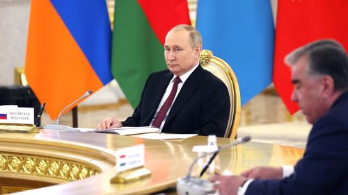 Putin a convocat Consiliul de Securitate al Rusiei pentru a examina "chestiuni legate de neutralizarea amenințărilor la adresa securității naționale”