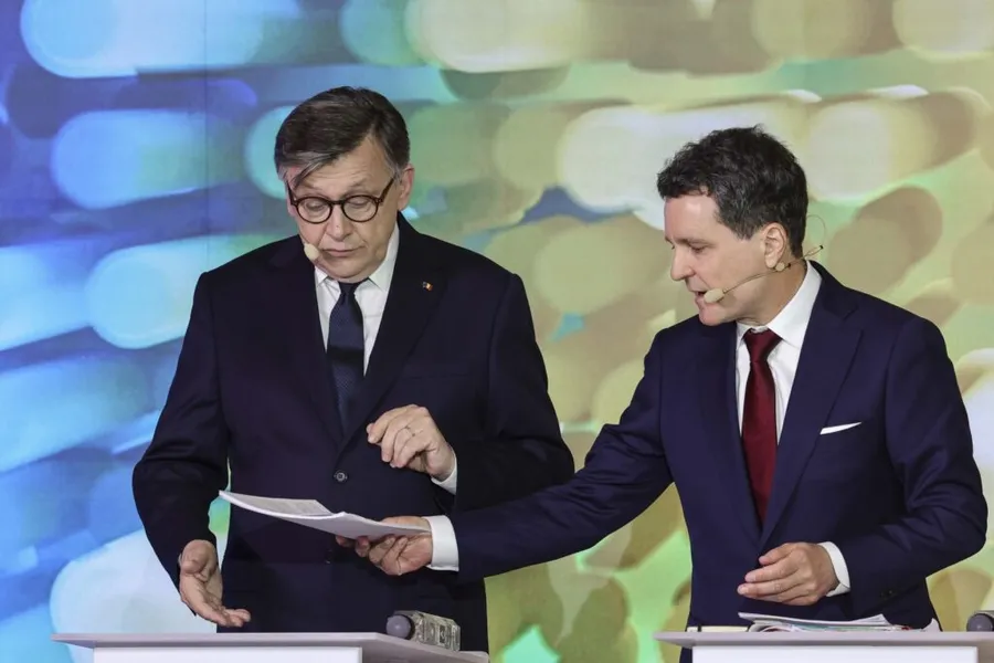 dezbatere prezidentiala nicusor dan crin antonescu