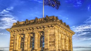 The Guardian: Europa încă mai poate fi o superputere. Cheia proiectării puterii europene nu e reforma instituţională, ci o schimbare de atitudine şi voinţa de a coopera
