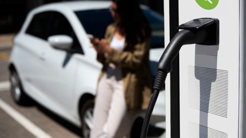 UE alocă 422 milioane euro în vederea sprijinirii infrastructurii pentru combustibili alternativi în transportul rutier, maritim şi aerian
