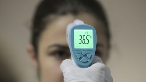 EXCLUSIV Eliminarea copiilor cu temperatură peste 37,3 °C din Evaluarea Națională și BAC este discriminatorie – punctul de vedere al CNCD la solicitarea Avocatului Poporului / "Să li se pună acestor copii la dispoziție o sală anume" – Renate Weber