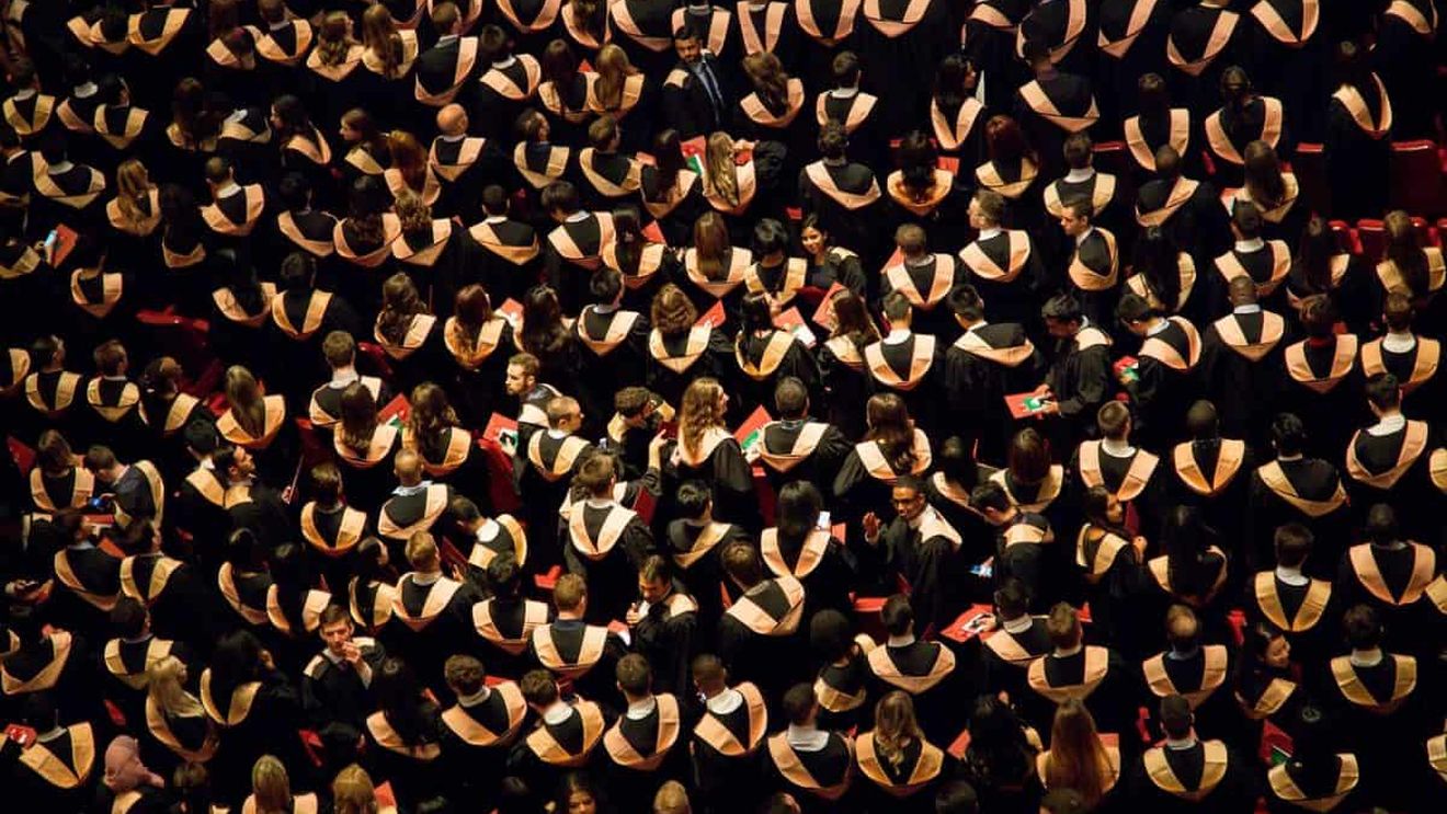USR a depus un proiect de lege prin care toţi conducătorii de doctorate vor avea un profil academic public