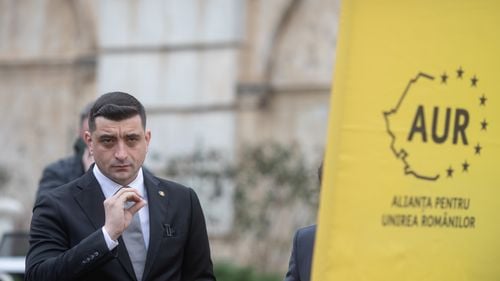Partidul Alianța Românilor Digitali cere Parchetului General să inițieze acțiunea de dizolvare a Partidului Alianța pentru Unirea Românilor (AUR) / Partenerul de afaceri al lui Dan Diaconescu îl acuză pe George Simion, între altele, de ”apartenență la un serviciu secret străin”
