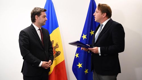 Republica Moldova trimite la Bruxelles chestionarul completat de la CE care conține o radiografie a statului în vederea aderării la UE