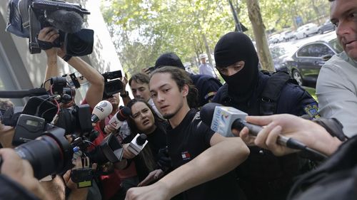 Presupușii dealeri ai lui Vlad Pascu, autorul tragediei rutiere de la 2 Mai, rămân în arest/ Sentința Tribunalul București este definitivă