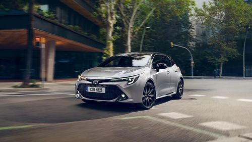 Toyota raportează creșteri consecutive de producție și vânzări pentru a patra lună la rând