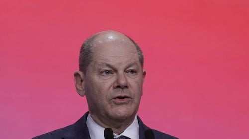 Remarcile lui Trump despre Zelenski sunt „false şi periculoase”, denunţă cancelarul german