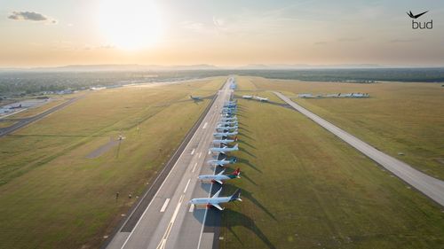 Bloomberg: Statul maghiar vrea să achiziționeze o participație de 51% din aeroportul Budapesta