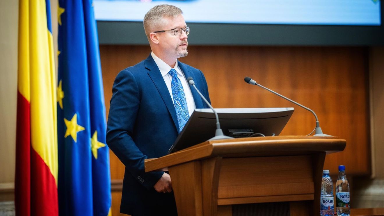 Ambasadoarea SUA la București, Kathleen Kavalec, se retrage din funcție / Michael Dickerson, însărcinat cu afaceri ad interim