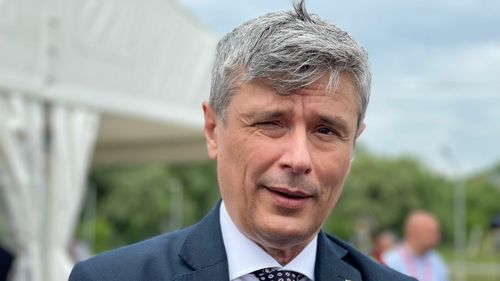 Liberalul Virgil Popescu, fost ministru al Energiei, și-a anunţat candidatura pentru funcţia de primar al municipiului Drobeta Turnu Severin