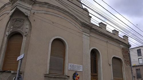 Casa primului primar român din Alba Iulia, Camil Velican, va fi restaurată / Povestea unui monument istoric abandonat în centrul orașului