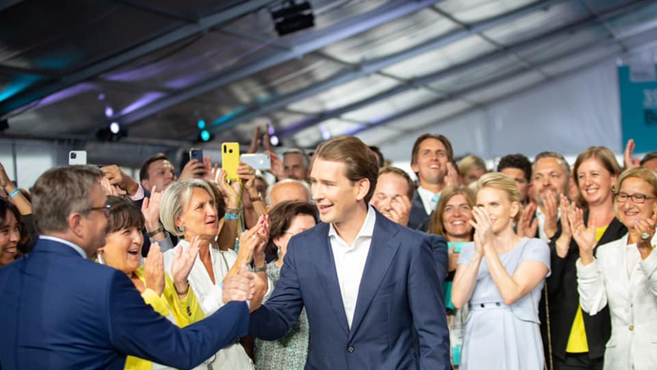 Cancelarul Sebastian Kurz, reales aproape în unanimitate lider al conservatorilor austrieci