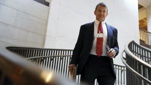 Fondatorul controversatei companii de securitate Blackwater vrea să formeze o armată de 5.000 de mercenari care să-l răstoarne de la putere pe Nicolas Maduro