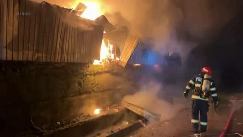 Două fete de 9 și 12 ani au murit arse de vii în propria casă. Părinții se aflau la un botez, în Sălaj