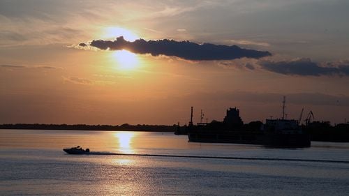 Debitul Dunării va fi în creştere, săptămâna viitoare, până la 7.600 mc/s, peste mediile lunilor ianuarie şi februarie