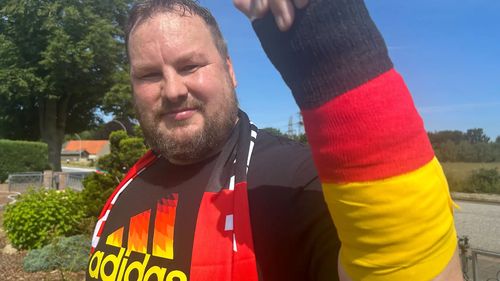 ”M-am trezit cântând imnul pe o targă” / Un fan german a ajuns la spital după un şut al lui Füllkrug, la încălzire, înaintea meciului Germania - Scoţia