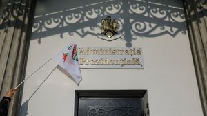 Într-un proces cu un dezvoltator imobiliar lansat în afaceri cu o firmă de masaj erotic, Administrația Prezidențială a obținut ședință secretă ”întrucât se vor spune anumite chestiuni care trebuie să rămână nepublice”