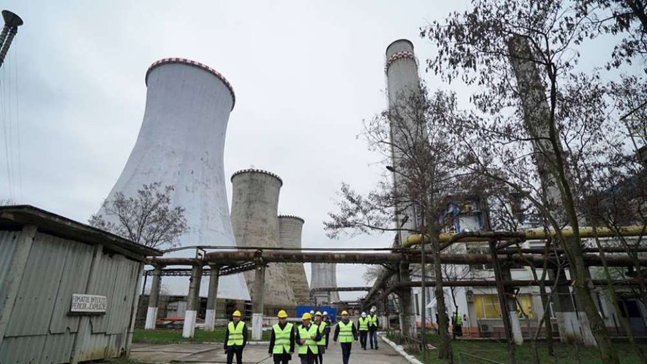 Veolia Iași a fost condamnată la o amendă penală de 150.000 de lei pentru moartea unui angajat. Văduva acestuia a primit daune morale de 70.000 de euro - decizie în primă instanță