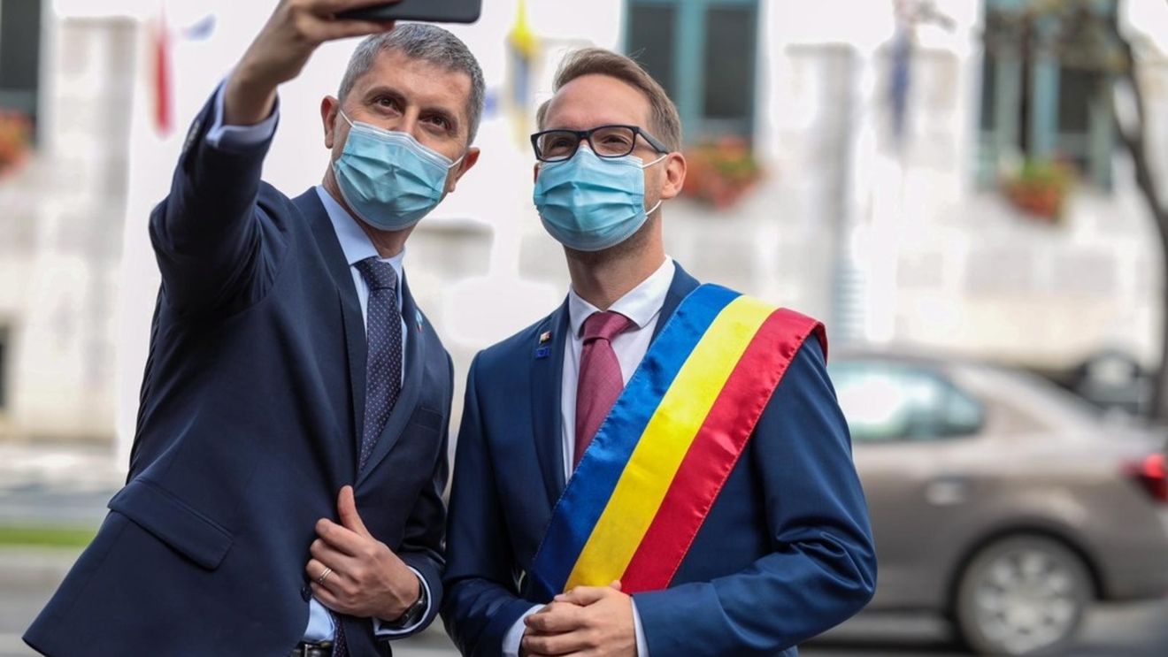VIDEO INTERVIU Pe cine va susține primarul Timișoarei la șefia noului partid rezultat din fuziunea USR PLUS? Fritz: Vom vedea pe cine voi susține atunci când știu toți candidații/ Dan Barna sută la sută este ce trebuie pentru partidul USR-PLUS acum