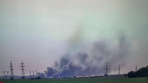 Avertizare RoAlert, după izbucnirea unui incendiu în Sinești, Ilfov / Arde vegetația uscată pe o suprafață de peste 20.000 mp