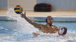 Steaua Bucureşti pierde în fața echipei VK Novi Belgrad, scor 11-7, la debutul în grupa A a Ligii Campionilor la polo