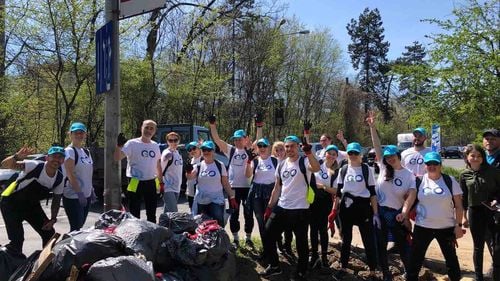 Peste 100 de saci menajeri cu deșeuri au fost colectați vineri, din nordul Capitalei - o inițiativă Sarantis România împreună cu Let’s Do It Romania (P)