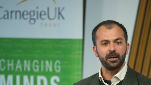 Ministrul Educaţiei din Italia şi-a dat demisia pentru că nu a primit un buget suficient pentru învăţământ: “Se pare că resursele nu se găsesc niciodată atunci când vine vorba de școală și de cercetare, dar găsim sute de milioane de euro când există vreun scop politic”