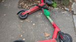 Bărbat de 45 de ani, găsit mort lângă o trotinetă electrică pe pista de biciclete din Năvodari / Ar fi căzut de pe ea și s-ar fi lovit la cap
