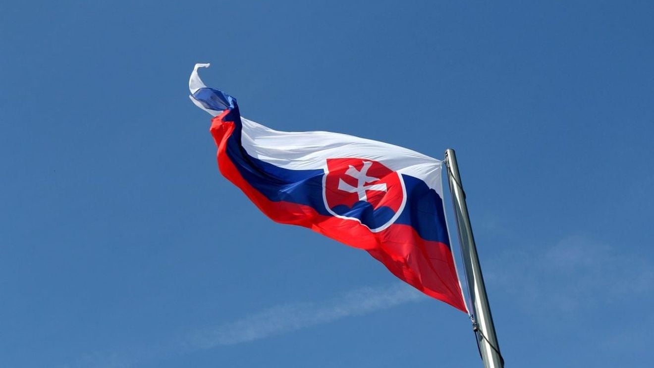 Noul guvern din Slovacia blochează o livrare importantă de arme către Ucraina