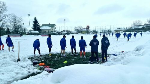 Din cauza ninsorii, FC Politehnica Iaşi se va antrena la Centrul FRF de la Mogoşoaia pentru meciul de marți cu CSA Steaua