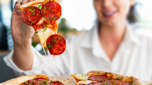 Tania Fântână, nutriționist: E ok să trișezi de la alimentația sănătoasă? Ce este o „cheat meal” și cum este diferită de o „cheat day”?