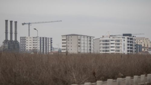 Dezvoltatorii imobiliari, obligaţi să contribuie la construirea de şcoli în apropierea ansamblurilor de locuințe noi din Sectorul 1, a decis Consiliul Local