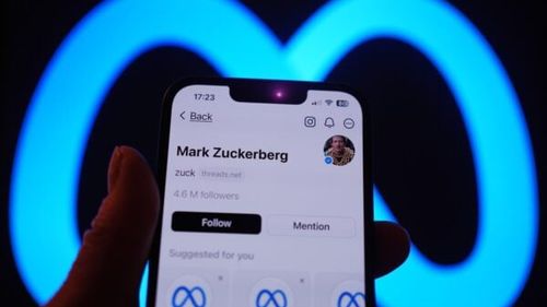 Threads, rivala platformei X, are un nou șef / Connor Hayes este un angajat loial al Meta, responsabil de producția GenAI