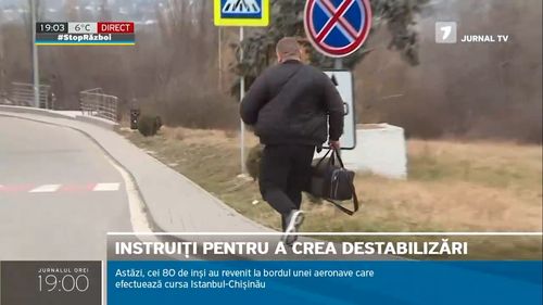 Peste 80 de tineri din Republica Moldova ar fi fost instruiți în Turcia, de Partidul Șor, să creeze dezordine și să amplifice protestele din Chișinău/ Filmați pe aeroport, bărbații s-au ascuns, au fugit sau au devenit agresivi cu reporterii