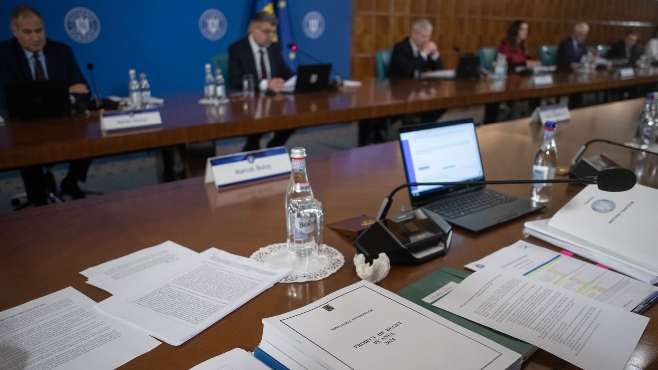 Guvernul aprobă, joi, limite pentru creditele bugetare. Deficitul este de 5,45% din PIB, pe primele nouă luni ale anului
