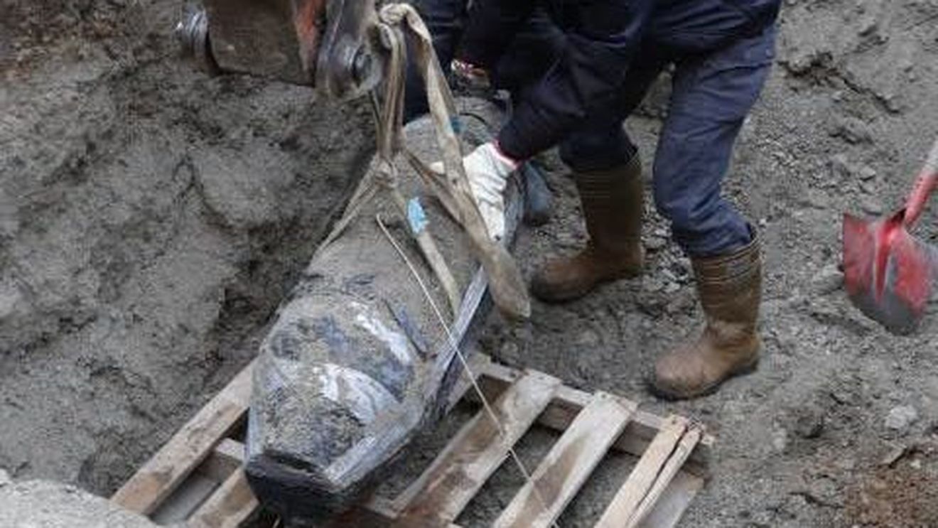Germania: Sute de locuințe, evacuate după descoperirea unei bombe din Al Doilea Război Mondial
