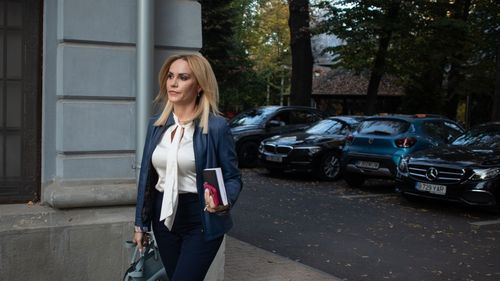 Gabriela Firea, pe primul loc în sondajele comandate de PNL privind intenția de vot la Capitală, la peste 10 procente de ceilalți posibili candidați / Ilie Bolojan, testat de liberali în sondajele pentru București - SURSE