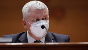 Florin Roman: „Sorin Grindeanu a ajuns presedinte interimar al Camerei Deputatilor pe mâna USR. PNL nu l-a votat” / „Și uite așa, USR a făcut un cadou gratuit PSD”