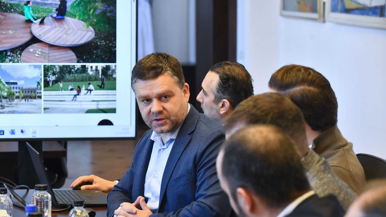 Primăria Sectorului 2 îşi va asuma întreţinerea parcurilor Verdi şi Tei, anunță edilul Capitalei
