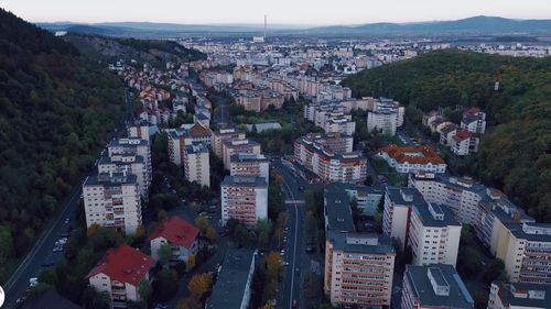 Primăria Braşov a obţinut fonduri UE de 40 de milioane de lei pentru reabilitarea pietonalului Valea Cetăţii din Răcădău