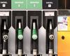 SURSE | Guvernul pregătește o nouă intervenție pe piața carburanților: acciză dinamică în locul reducerii TVA, pe fondul riscurilor de aprovizionare cu motorină