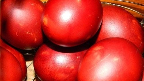 Directorul Institutului de Cercetări Alimentare: Ouăle roșii rezistă până la 2 săptămâni în frigider fără a prezenta riscuri pentru sănătate