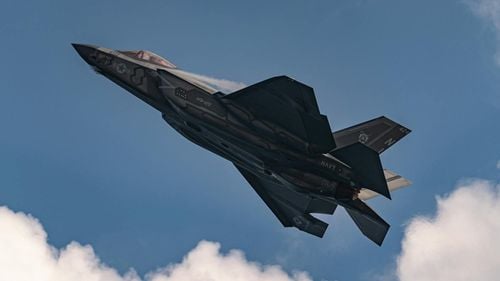Încă un stat ar putea intra în clubul select al utilizatorilor de avioane F-35. Statul asiatic a avut până recent ca principal furnizor de arme Rusia