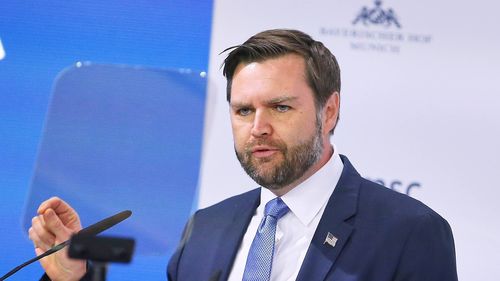 Vicepreședintele SUA JD Vance: Voi analiza dosarele OZN / Cred că sunt demoni