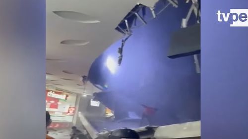Şase morţi şi 78 de răniţi în Peru, în urma prăbuşirii unui acoperiş într-un mall / Printre răniţi se numără şi zece copii