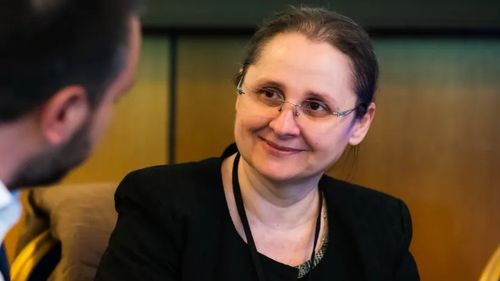 Mariana Dogaru, președinta Agenției care acreditează și autorizează școlile și grădinițele, susține că a fost propusă în consiliul ARACIP și de Universitatea din București / Instituția neagă că ar fi făcut o asemenea propunere