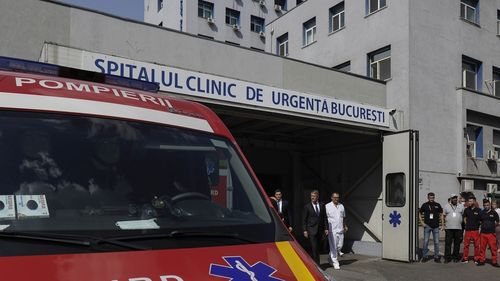 Sentință definitivă: Spitalul Floreasca trebuie să plătească daune de 50.000 de euro unui pacient care s-a internat cu femurul rupt, s-a infectat cu stafilicoc auriu, a fost operat de mai multe ori și a rămas cu un picior mai scurt cu 10 centimetri